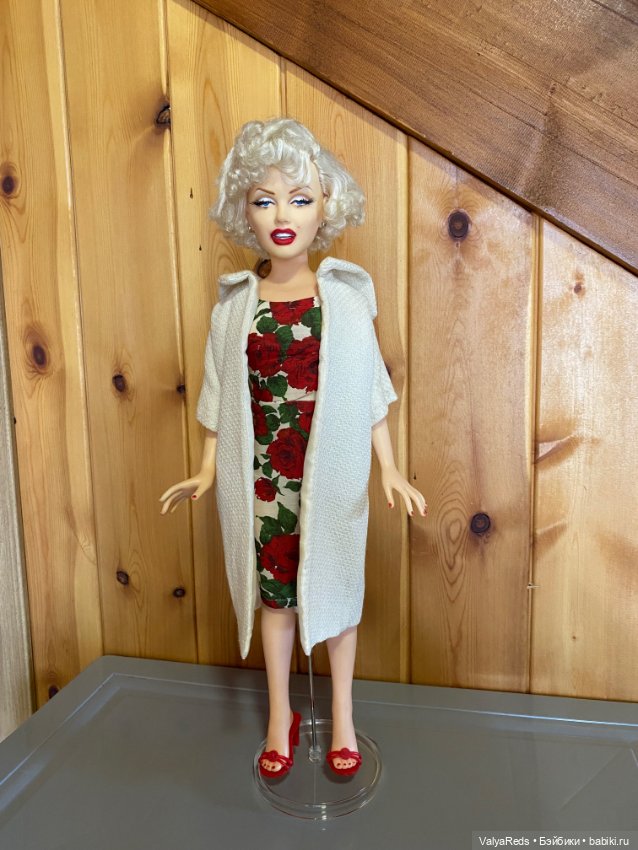 Портретная кукла М.Монро виниловая вып. 1983г. 44 см. Перерисована анг.художником в эксклюзивной оде (фото 5)