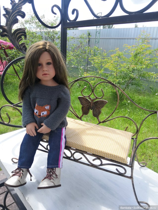 Кованый диванчик для кукол