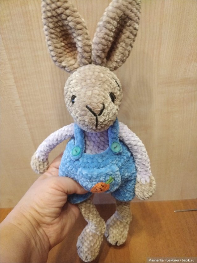 Мягкие плюшевые вязаные зайцы (фото 4)