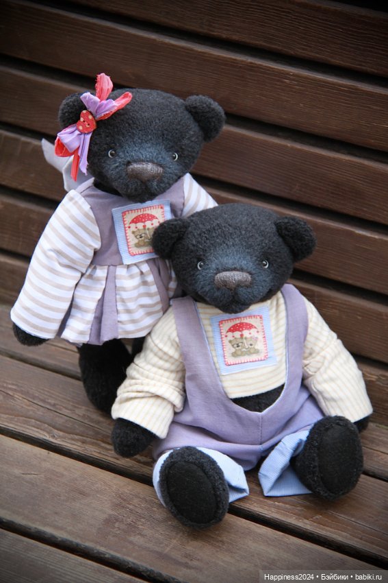 Парочка темно-синих медведе (фото 4)