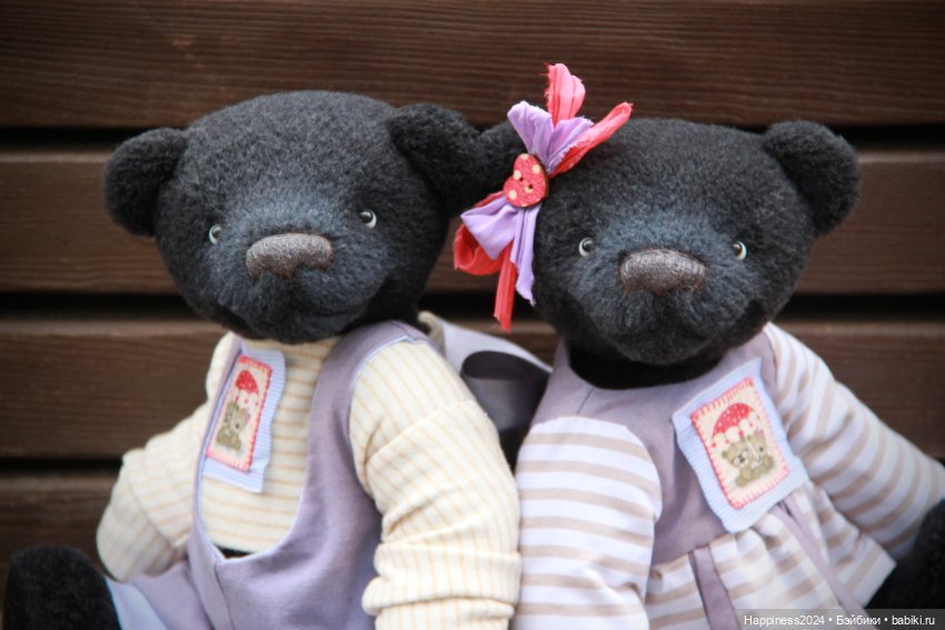 Парочка темно-синих медведе (фото 8)