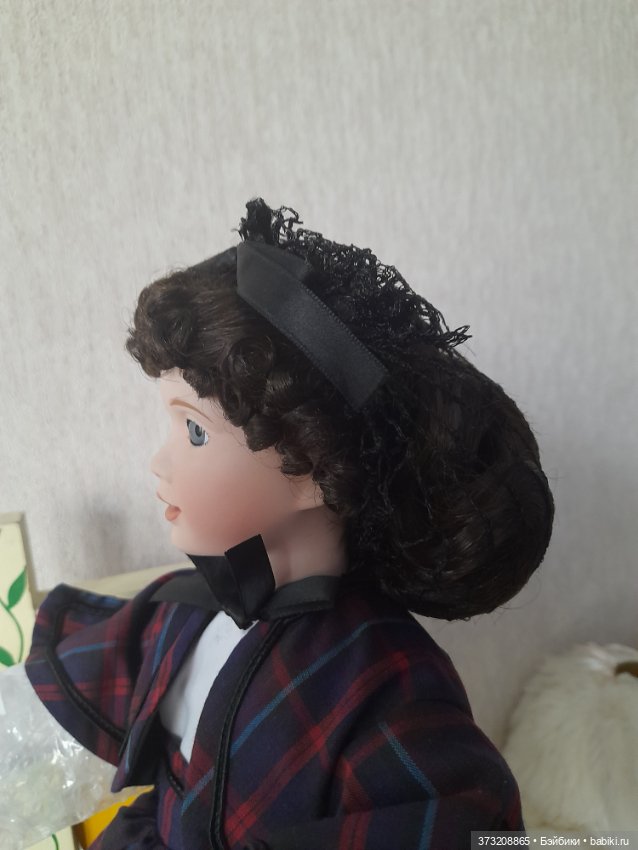 Фарфоровая кукла Эштон Дрейк - Джо из серии «Маленькие женщины " (фото 5)