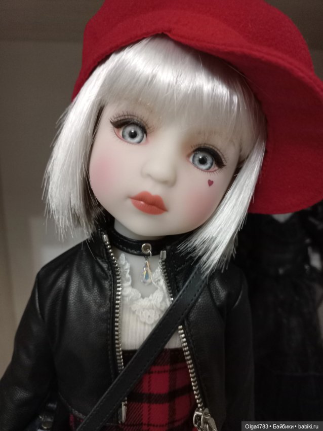 Сабрина 2 Руби Ред — Игровые куклы