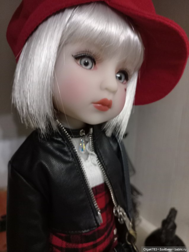 Сабрина 2 Руби Ред — Игровые куклы (фото 7)