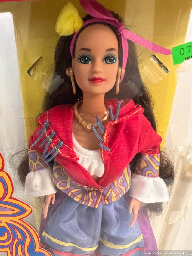 Italian Barbie Dolls of The World (фото 7)