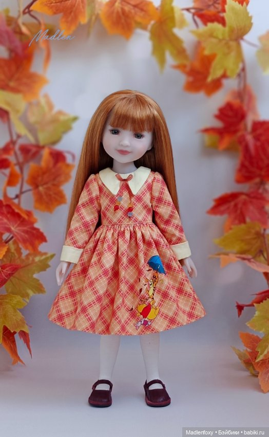 Сюжетное платье "Листопад" для Ruby Red 37 см