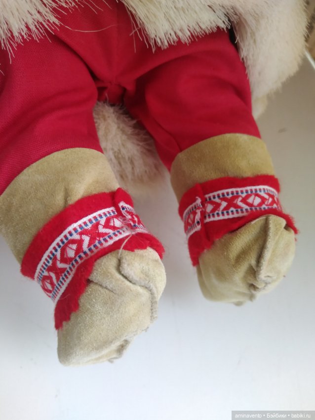 Пара пупсов в национальных финских нарядах (фото 7)