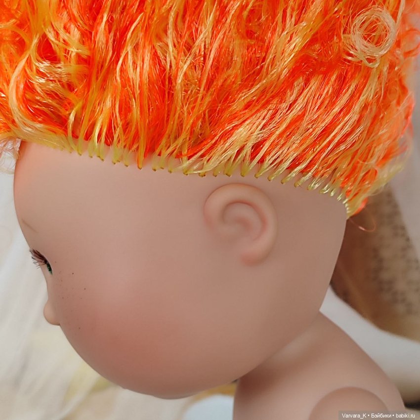 Nines D Onil Мия, рыжие кудри, 30 см