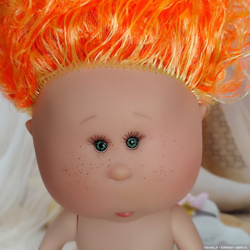 Nines D Onil Мия, рыжие кудри, 30 см (фото 4)