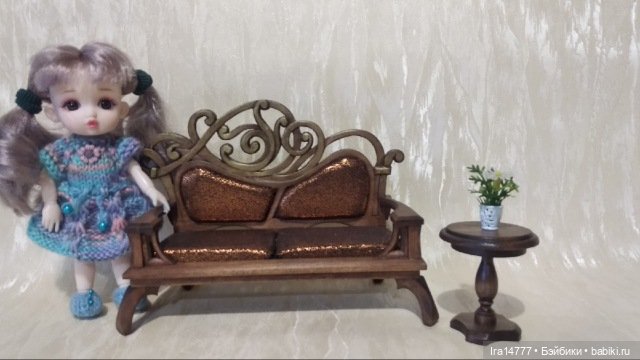 Продам диванчик из натурального дерева ( для кукол до 16 см) (фото 2)