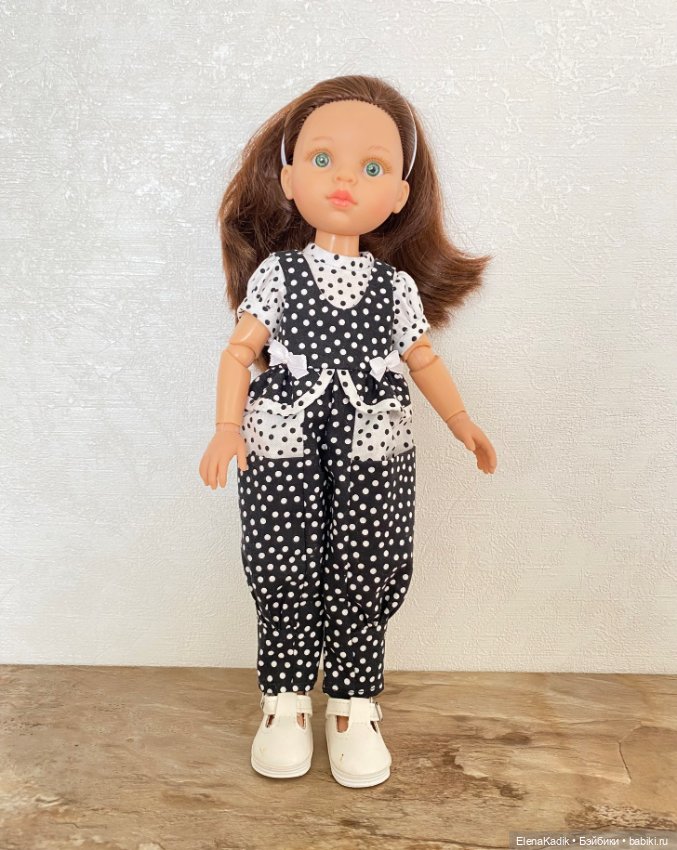 Комбинезон для кукол Паола Рейна