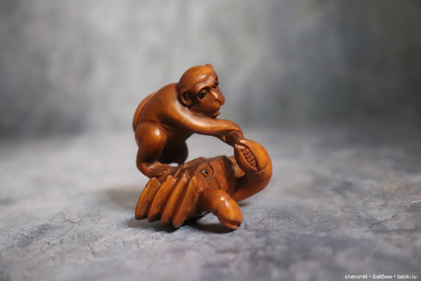 Нэцкэ "Обезьяна и краб". Подписана автором (фото 4)