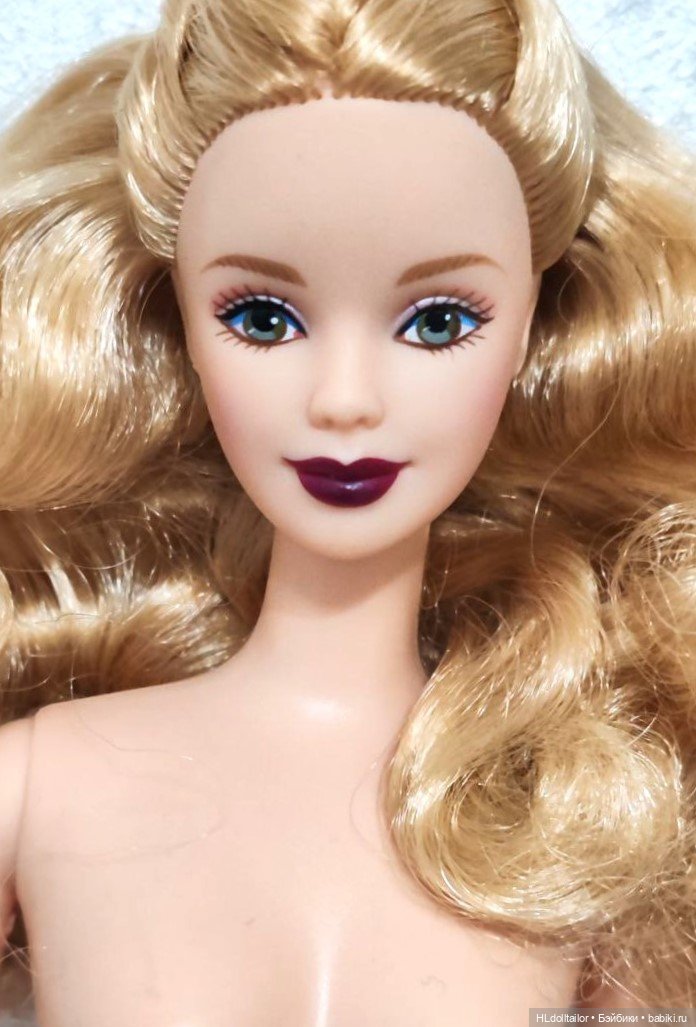 Продам НЮД Barbie Victorian Ice Skater Mattel 2000