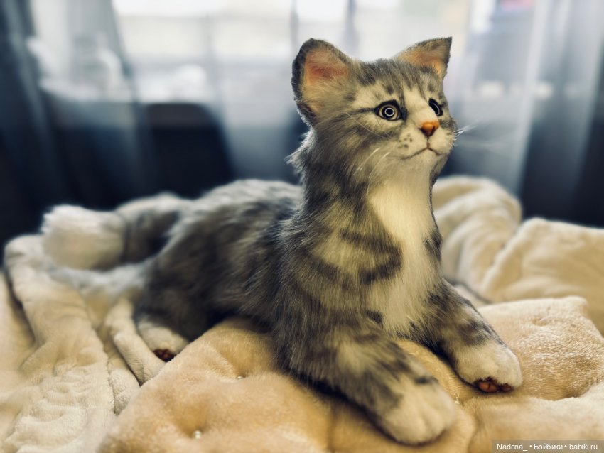 Авторская игрушка серый Котенок (фото 4)