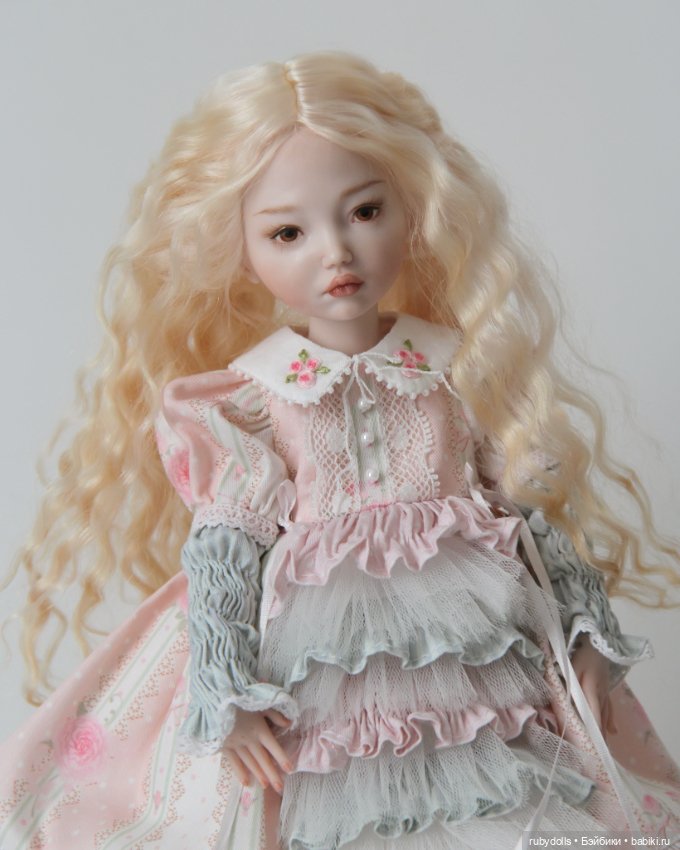 Фарфоровая шарнирная кукла БЖД, Стефания (фото 2)