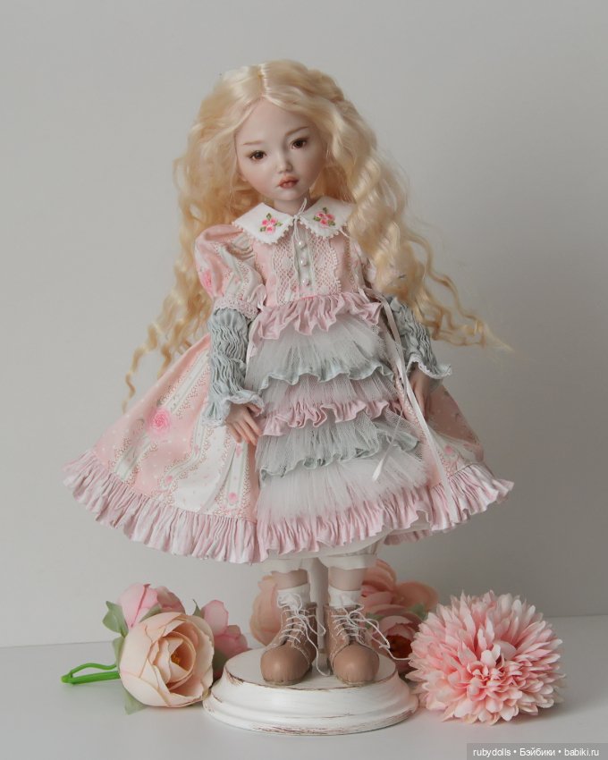 Фарфоровая шарнирная кукла БЖД, Стефания