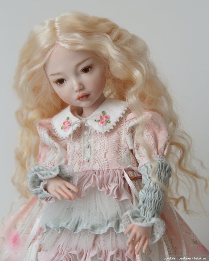 Фарфоровая шарнирная кукла БЖД, Стефания (фото 5)