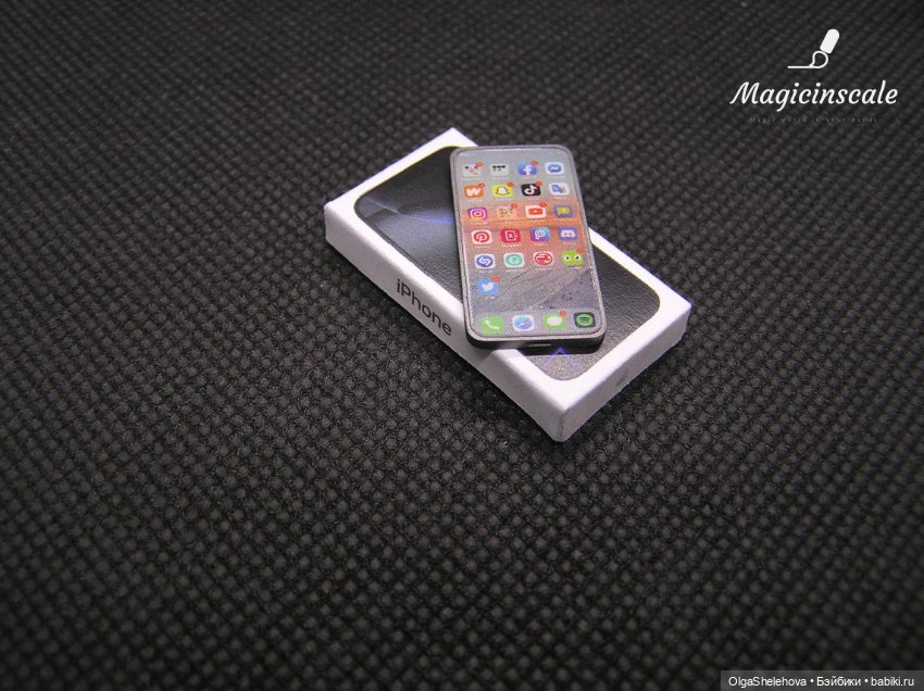 Миниатюрный iPhone для куклы (фото 4)