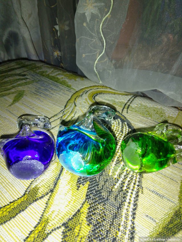 Статуэтка , фигурка ЛЕБЕДИ трио Цветное стекло (фото 4)