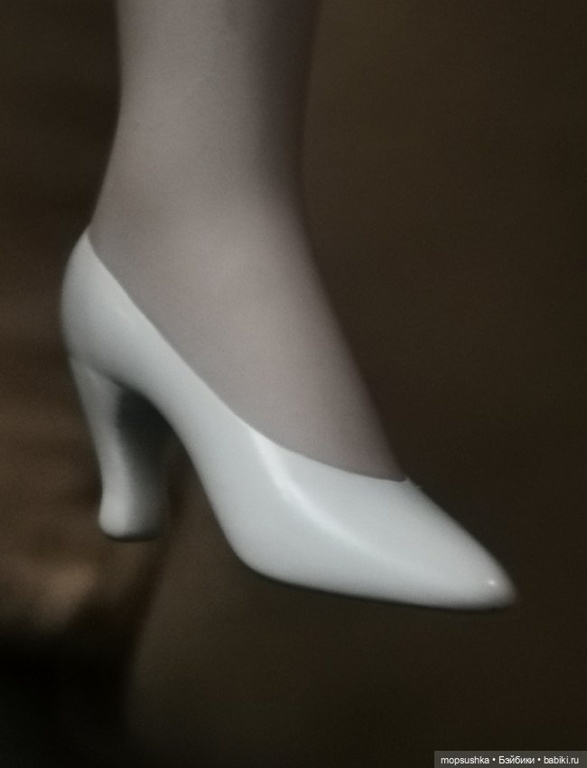 Коллекционная фарфоровая кукла - невеста , " Отражение Осени " (фото 5)