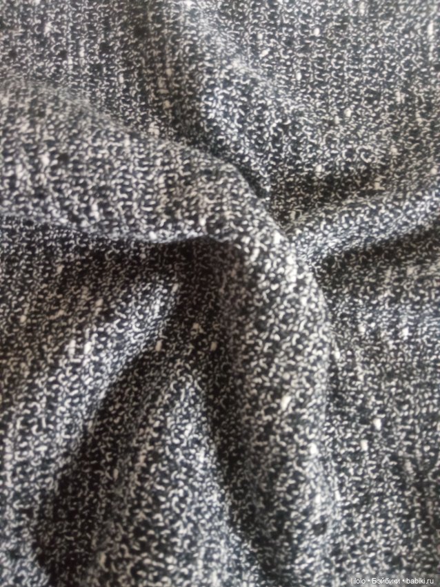 Отрез тонкой пальтовой ткани для кукольного рукоделия