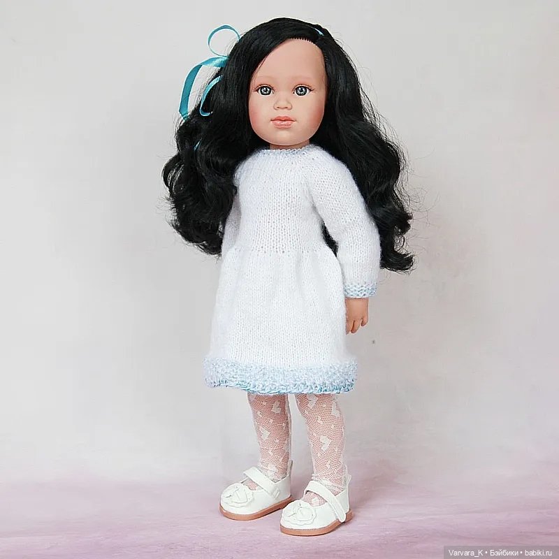 Llorens, артикуляционная кукла Алиса, брюнетка , 42 см (фото 2)