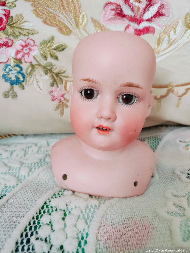 Красивая голова AM 370 — Антикварные куклы