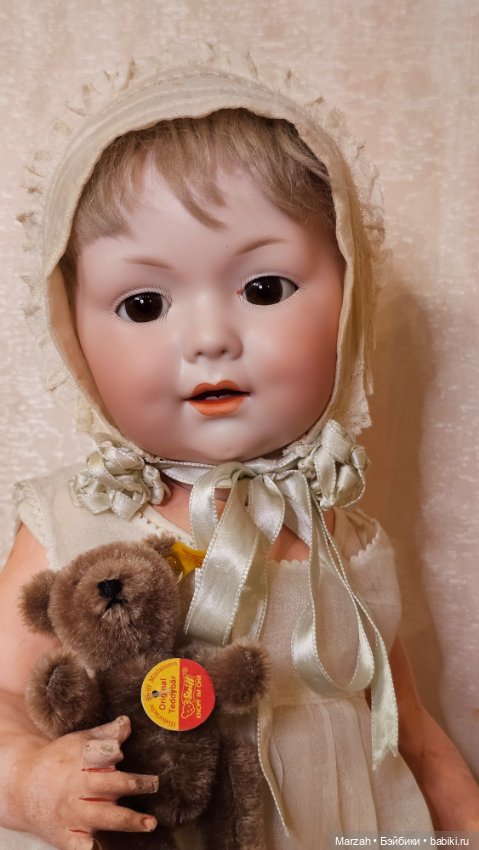 Антикварная куколка 327 молд, от Armand Marseille