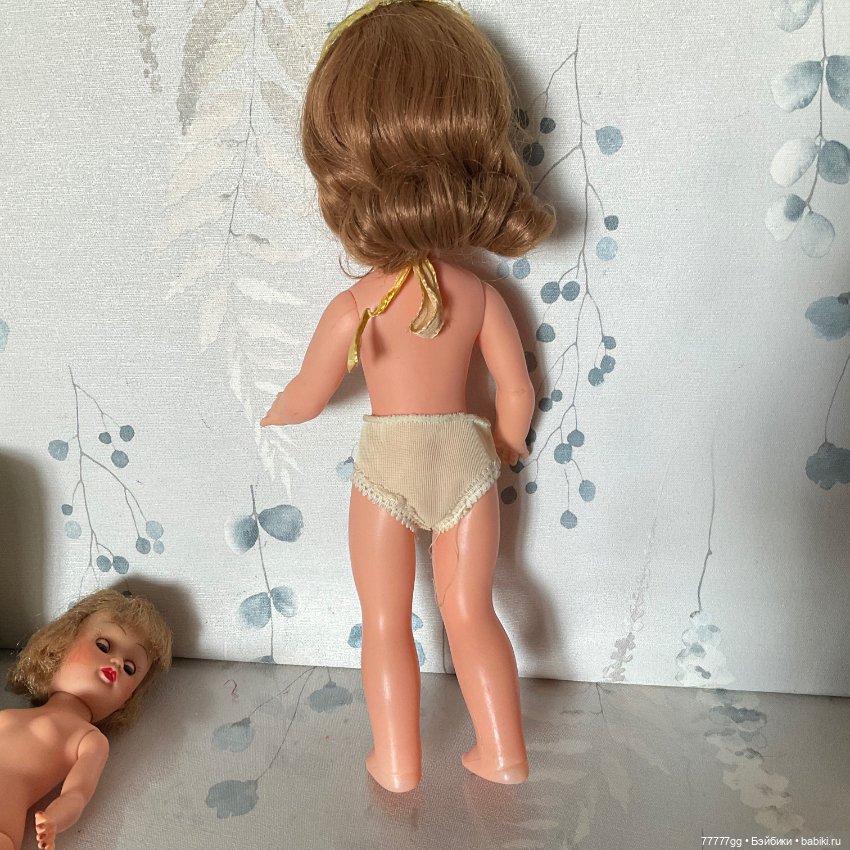 Две девицы из прошлого — Винтажные куклы и игрушки детства