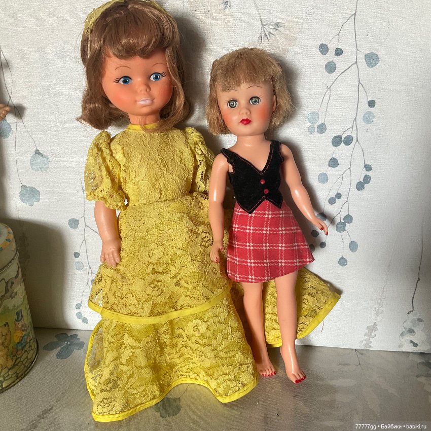 Две девицы из прошлого — Винтажные куклы и игрушки детства