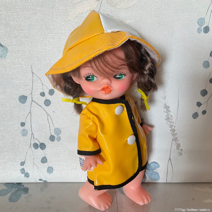 Карина Филимоновна и дождевик (фото 4)