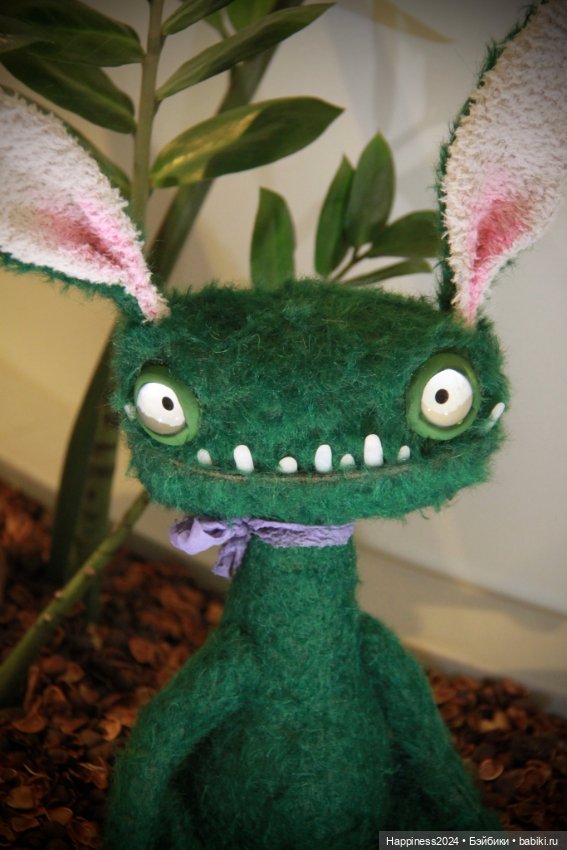 Зеленый заяц монстрик — Авторские игрушки