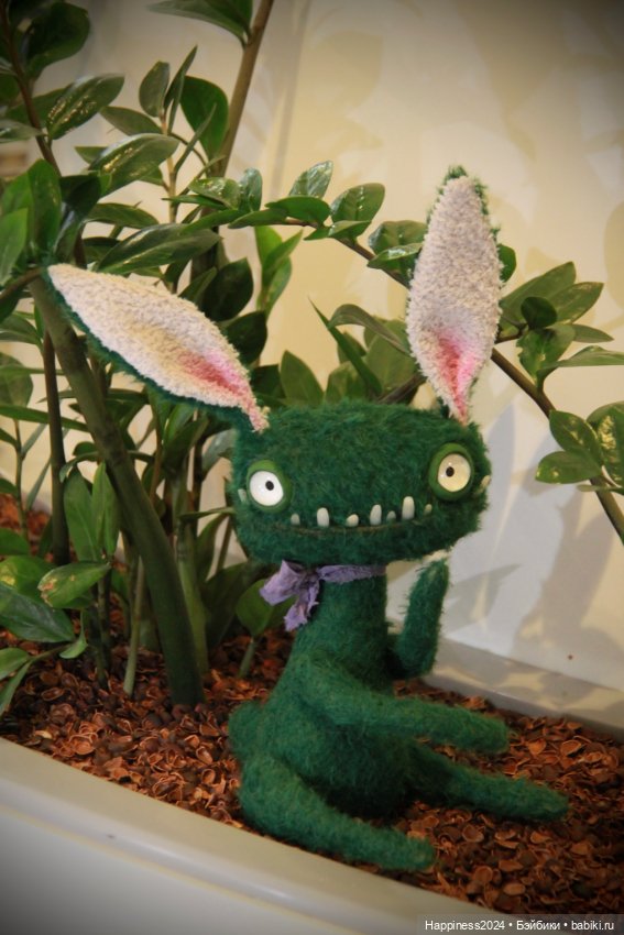 Зеленый заяц монстрик — Авторские игрушки (фото 6)