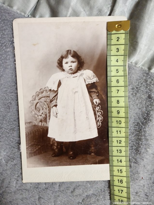 Антикварные детские фото как реквизит для кукольных фотосессий