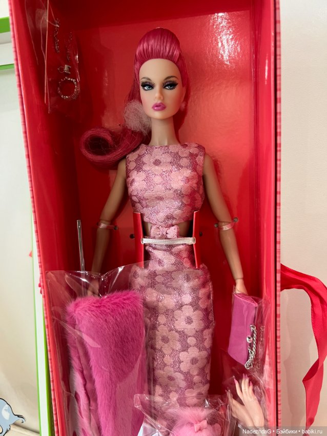 Poppy Parker Glamour Pink Integrity (фото 9)