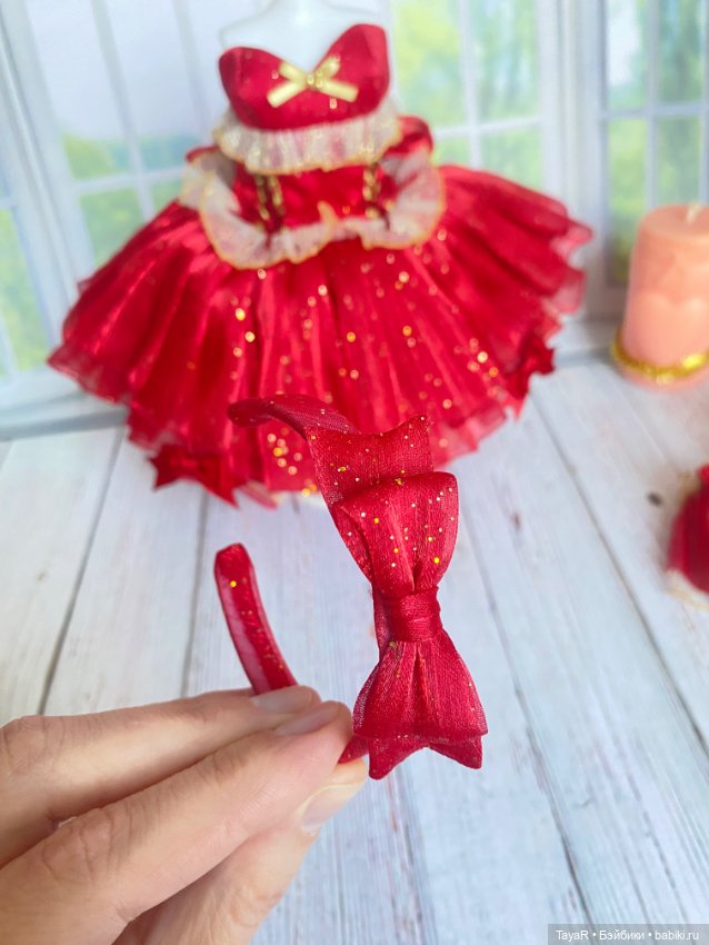 Полный аутфит с аксами от рождественской Руби Ред (фото 8)