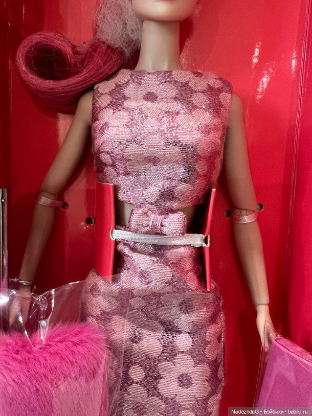 Poppy Parker Glamour Pink Integrity