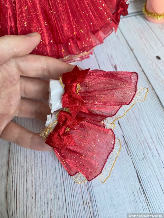 Полный аутфит с аксами от рождественской Руби Ред (фото 6)