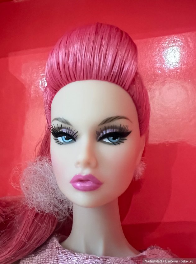 Poppy Parker Glamour Pink Integrity