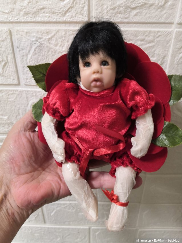 Крошка на ладошке от Bonnie Chyle