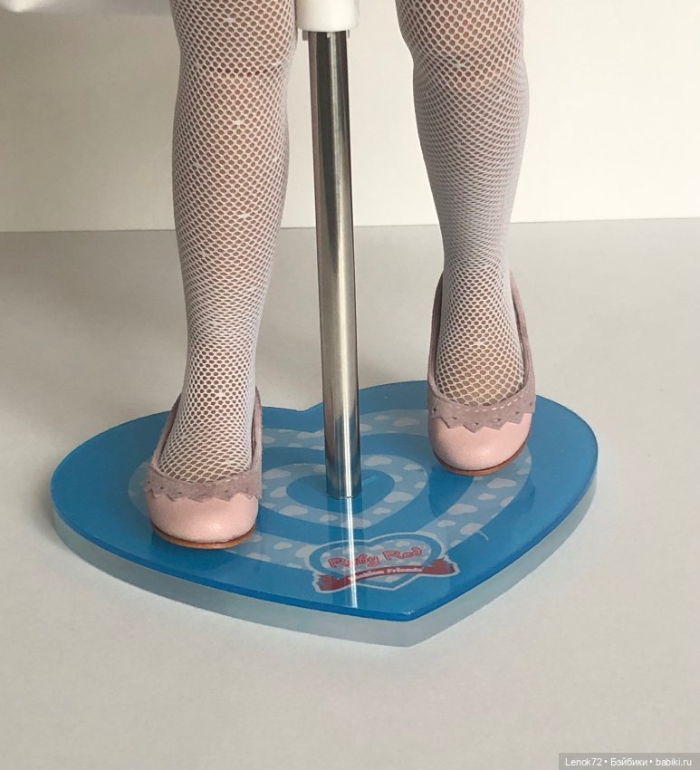 Классические туфельки для Руби Ред (фото 2)