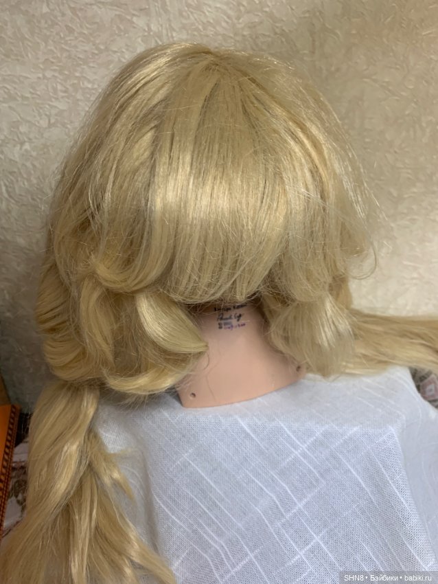 Парик длинный блонд на голову 41-42 см с хвостиками (фото 3)