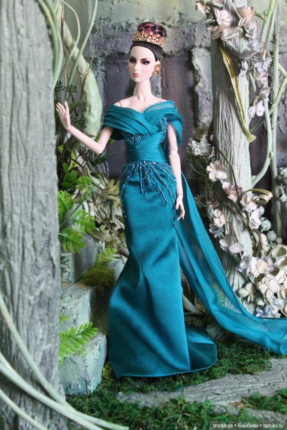 Платье на FR\NF — Одежда