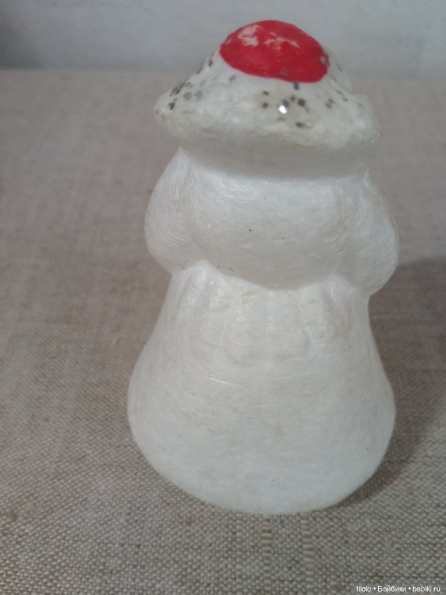 Винтажный Дед Мороз под маленькую елочку (фото 2)