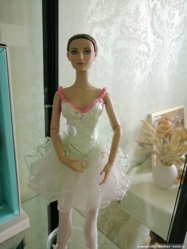 Кукла Tonner балерина с 2 нарядами