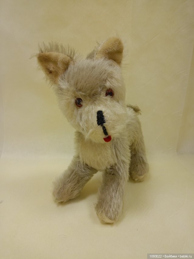 Забавный, винтажный щенок терьера (фото 4)