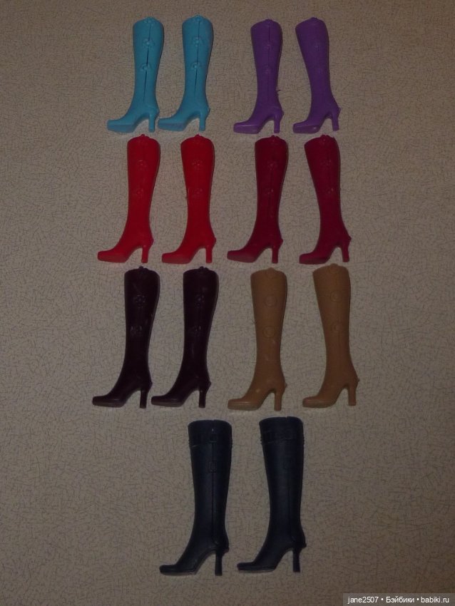 Лот обуви для Барби 2 - сапоги - 7 цветов - подходят Dynamite girls, куклам 12 дюймов (фото 3)