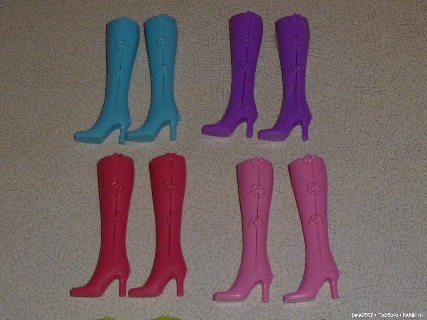 Лот обуви для Барби 1 - сапоги - 7 цветов - подходят Dynamite girls, куклам 12 дюймов (фото 3)