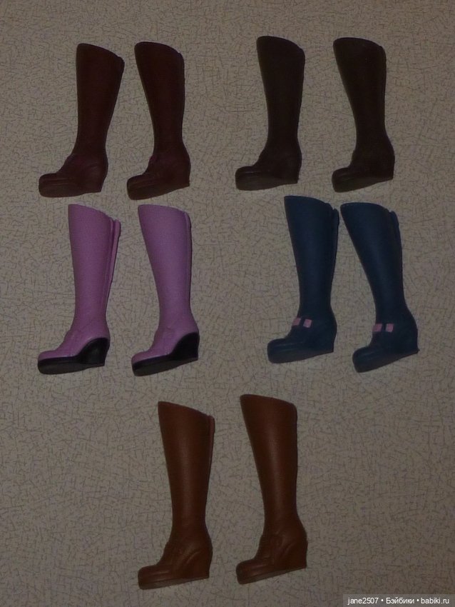 Лот редкой фирменной обуви для Барби и кукол 12 дюймов - Barbie Fashion Fever - сапоги 5 пар (фото 2)