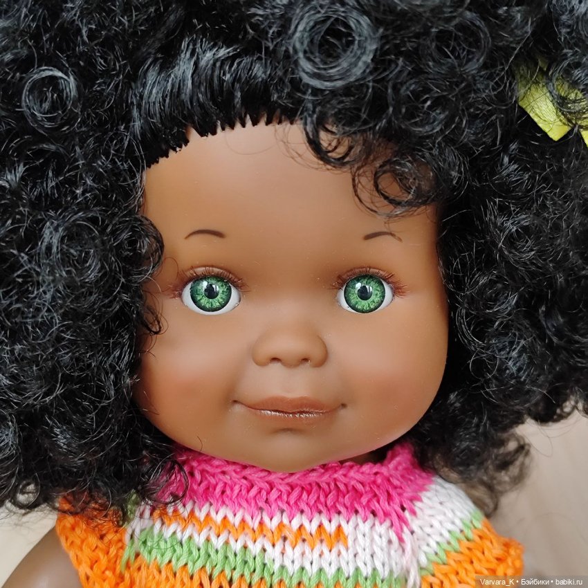 Кукла Lamagik мулатка Бетти в платье, рост 26 см (фото 8)